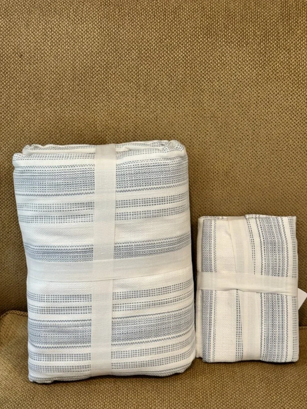 Pottery Barn Hawthorn Stripe Full/ Queen Duvet + 1 EURO Sham NEW w/tags BLUE